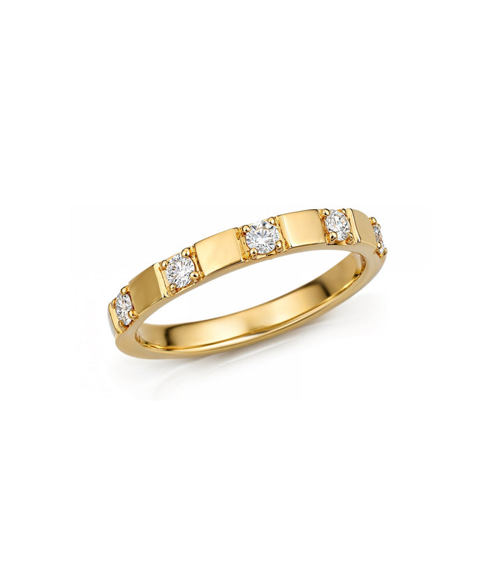 10kt Yellow Gold Maple Leaf Diamond Ring