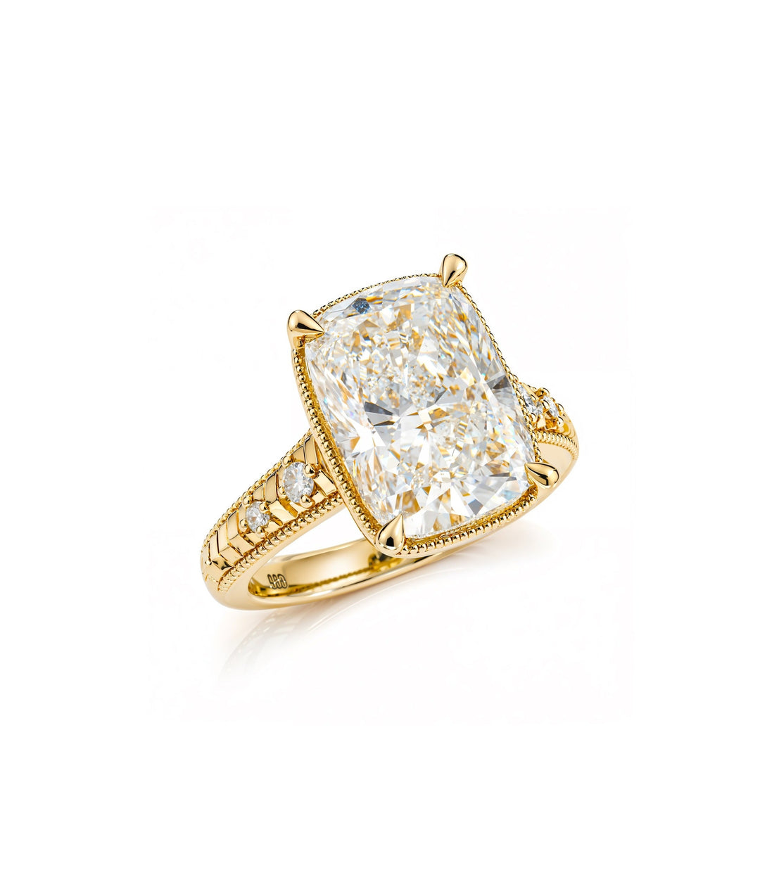 14kt Lab Grown Cushion Cut Diamond Ring