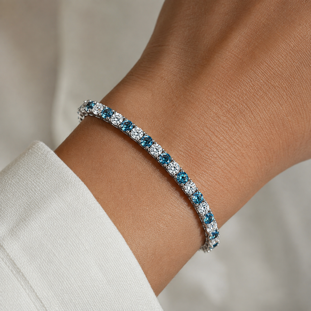 14kt White Gold Lab Grown Blue & White Diamond Bracelet