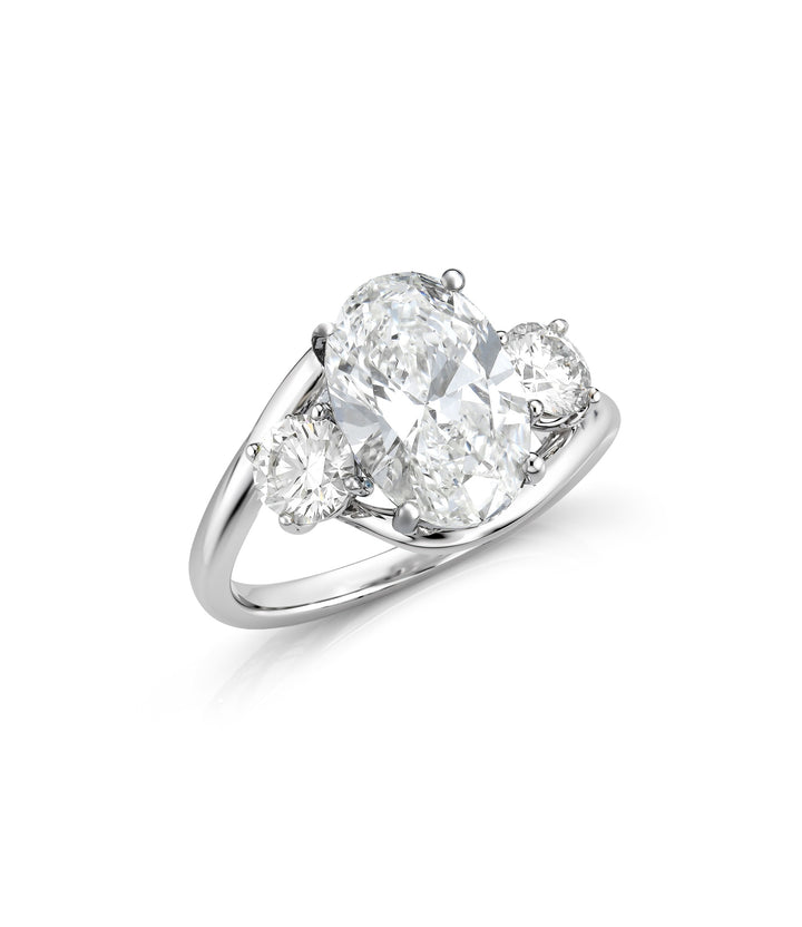 14kt White Gold Oval Lab Grown Diamond Ring