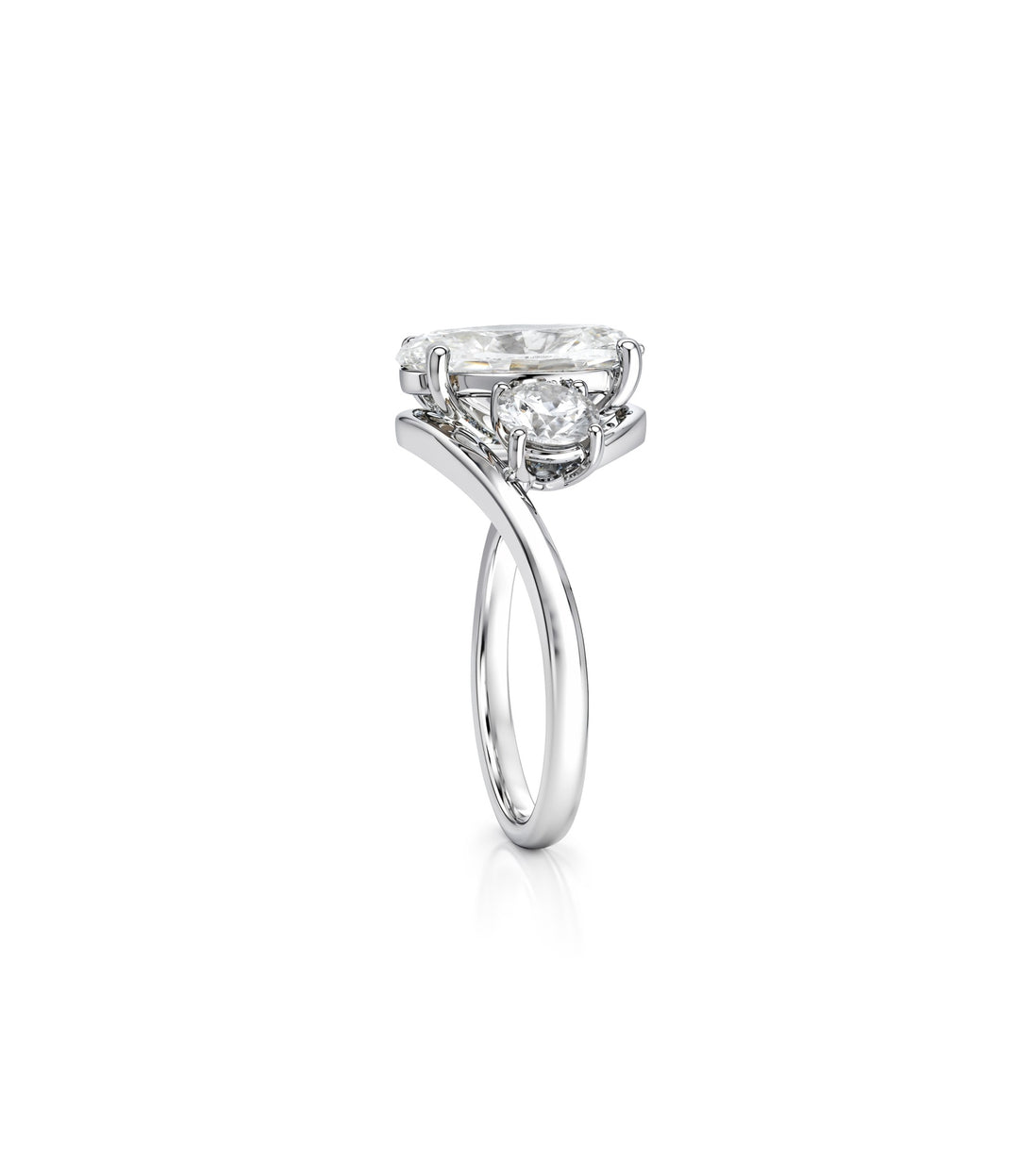 14kt White Gold Oval Lab Grown Diamond Ring