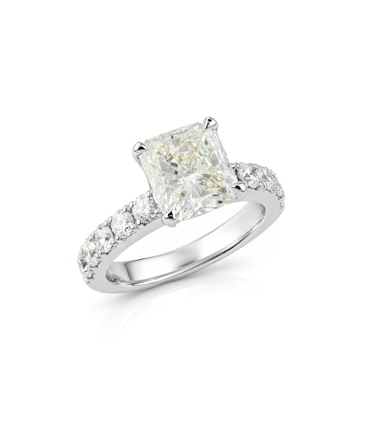 14kt White Gold Radiant Cut Diamond Ring