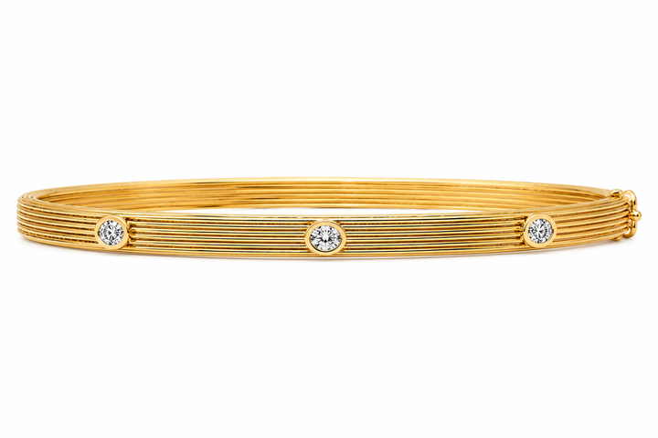 14kt Yellow Gold Diamond Set Bangle Bracelet