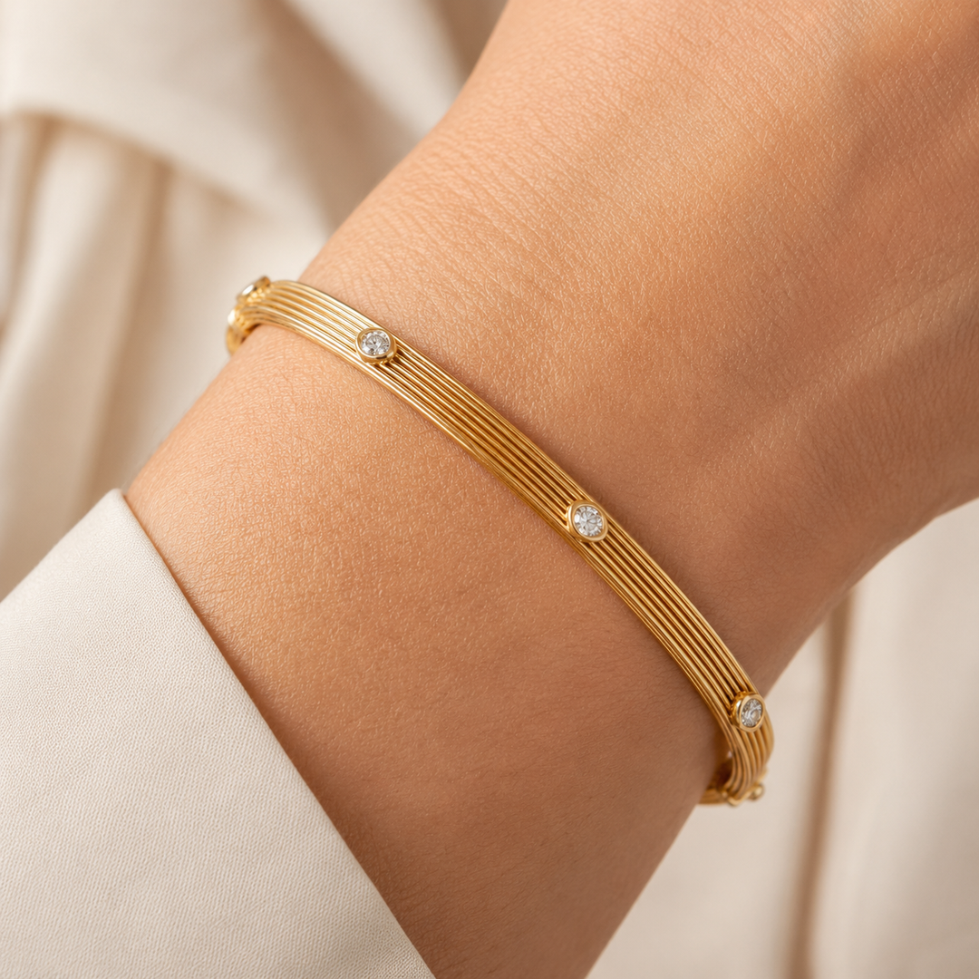 14kt Yellow Gold Diamond Set Bangle Bracelet