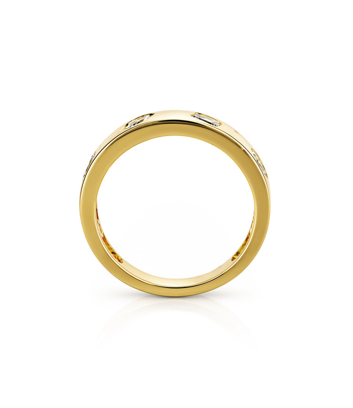 18kt Diamond Band