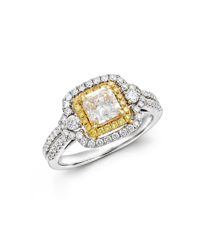 18kt Estate Two Tone Radiant Cut Diamond Ring