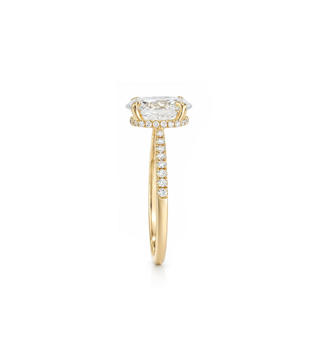 18kt Oval Lab Grown Diamond Ring