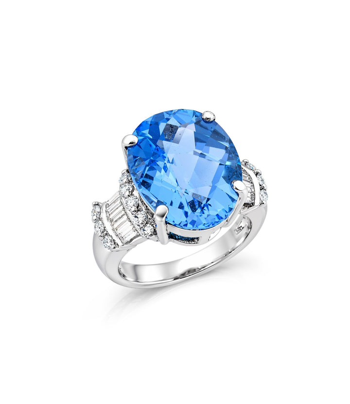 18kt White Gold Blue Topaz Diamond Ring