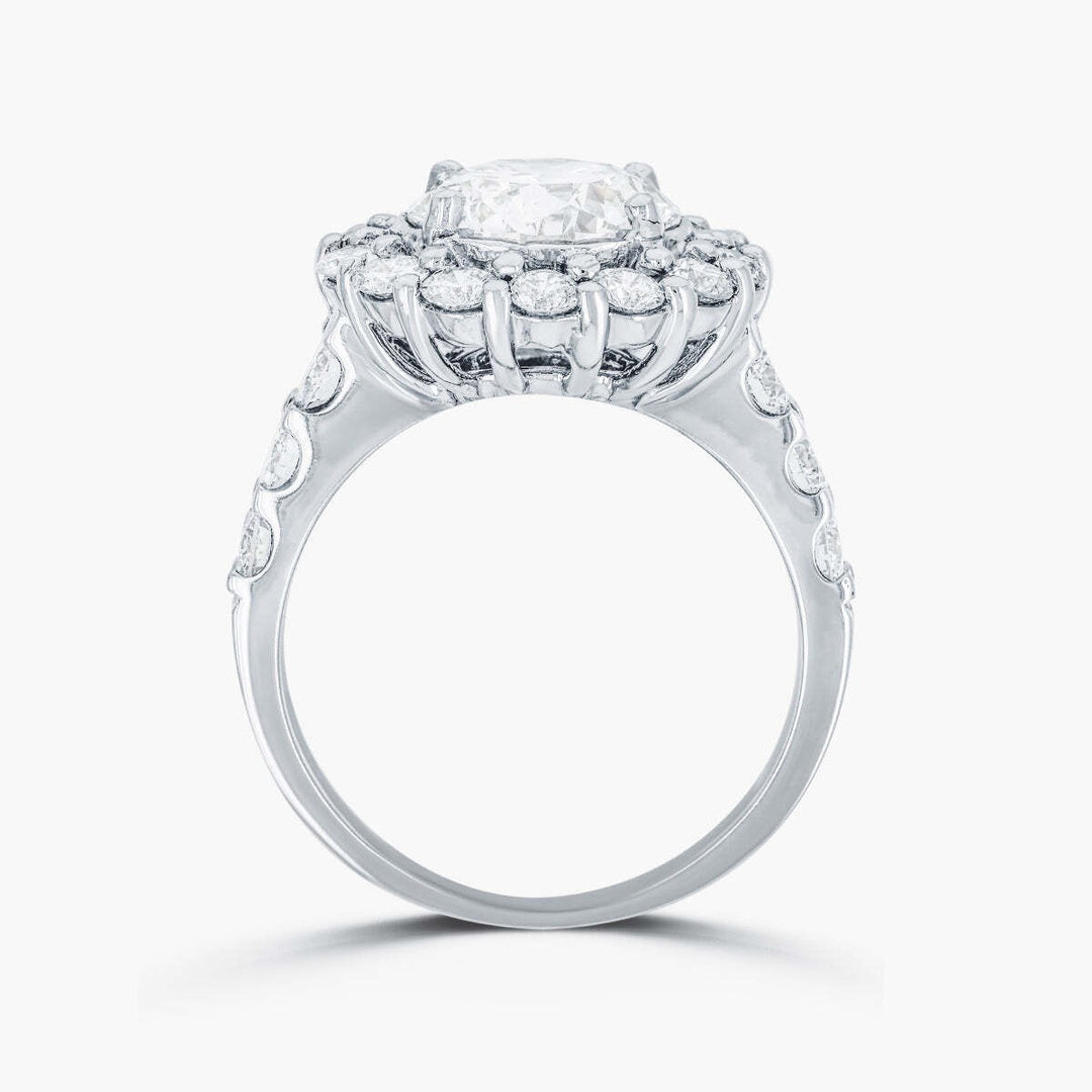 18kt White Gold Diamond Ring