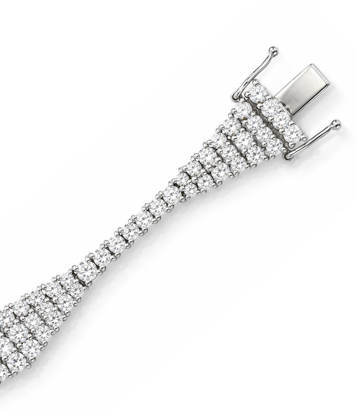 18kt White Gold Estate Diamond Bracelet