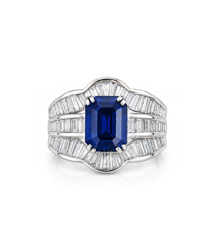 18kt White Gold Sapphire Diamond Ring