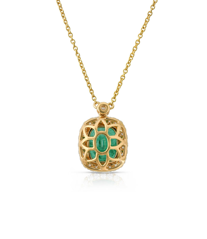18kt Yellow Gold Emerald Diamond Pendant
