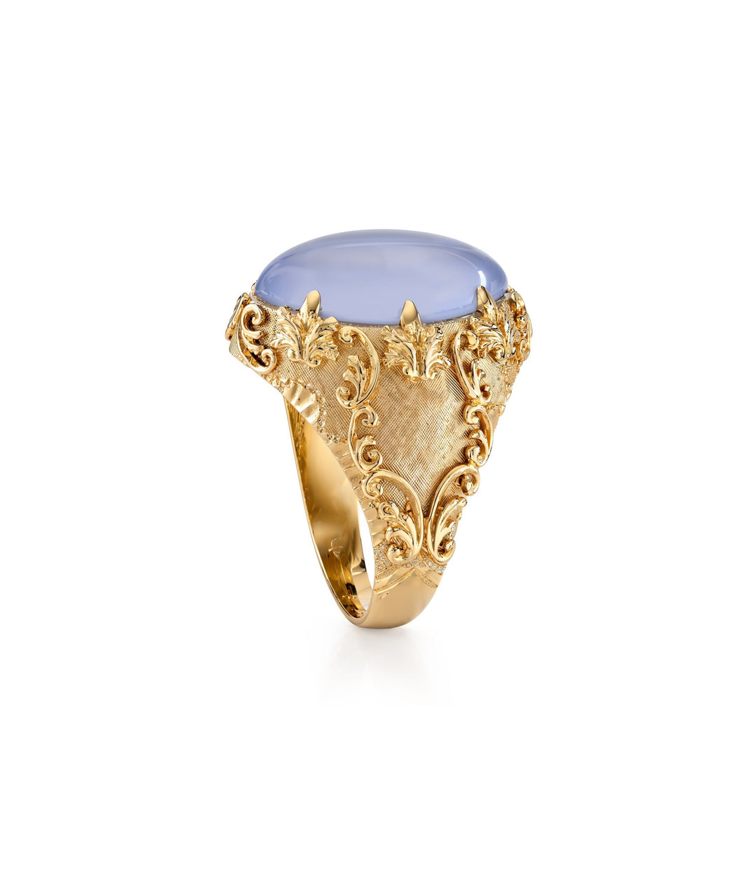 18kt Yellow Gold Estate Chalcedony Ring