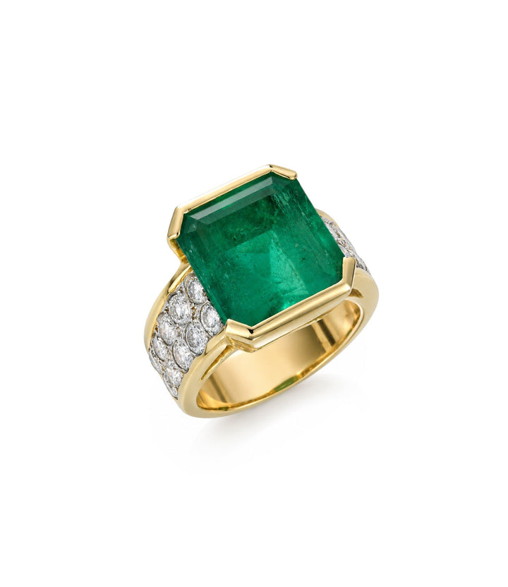 18kt Yellow Gold Estate Emerald Diamond Ring