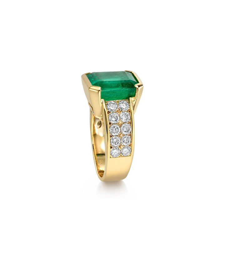 18kt Yellow Gold Estate Emerald Diamond Ring