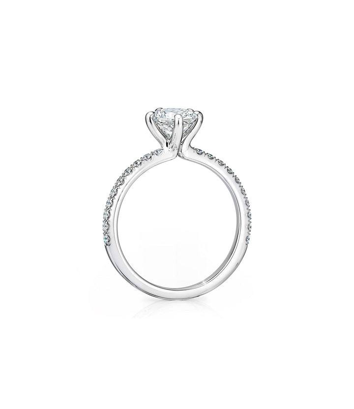 19kt White Gold Cushion Cut Diamond Ring