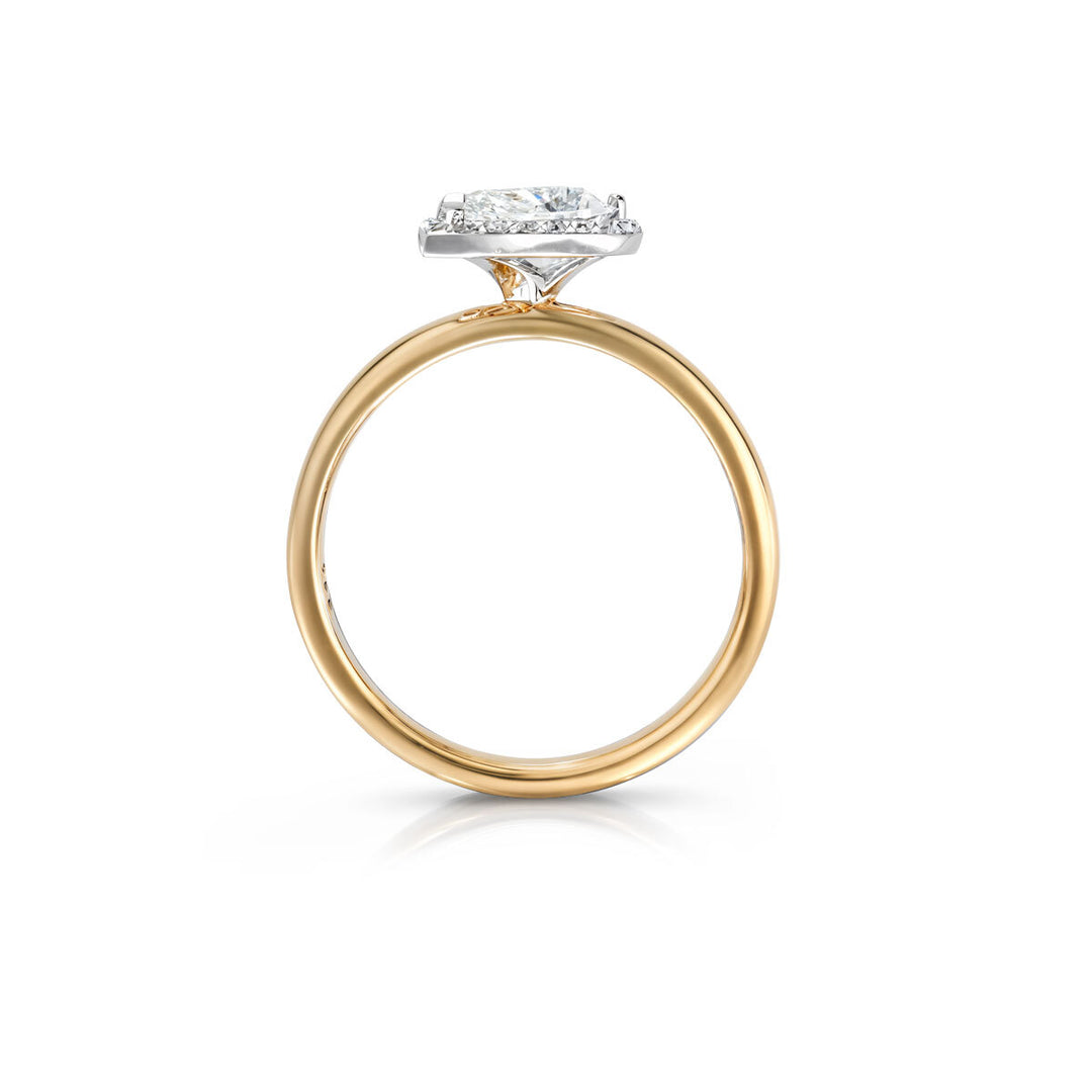 A. 14kt Maple Leaf Pear Shape Diamond Ring