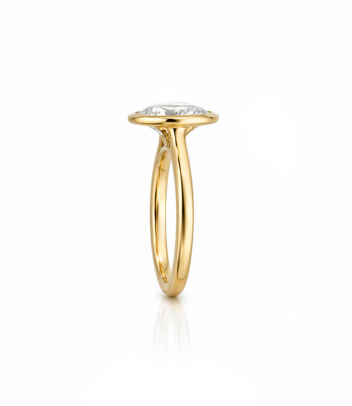 14kt Oval Lab Grown Diamond Ring