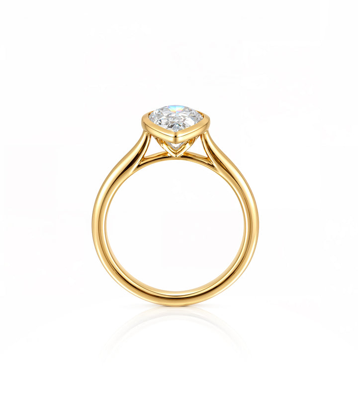 14kt Pear Lab Grown Diamond Ring