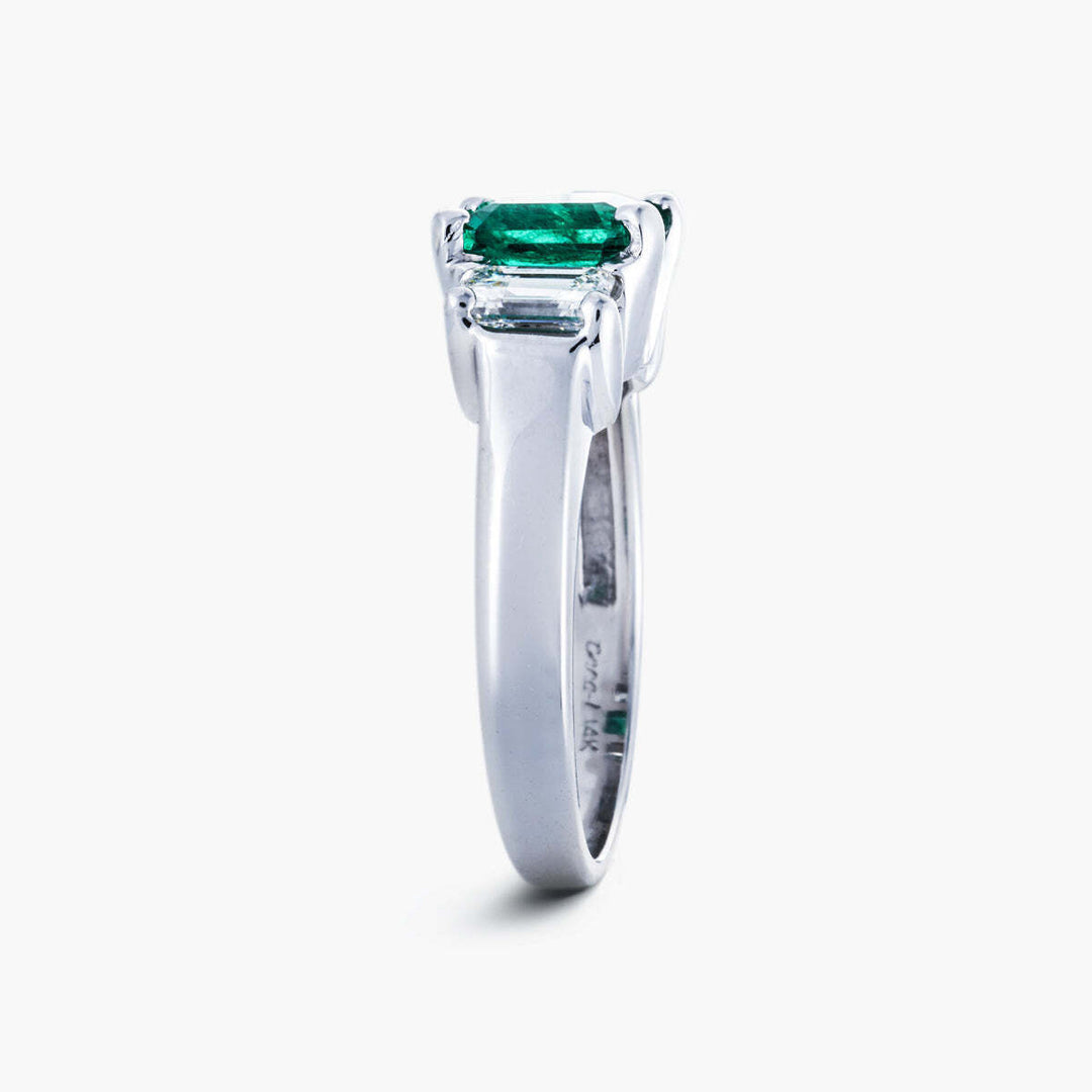A. 14kt White Gold Emerald Diamond Ring