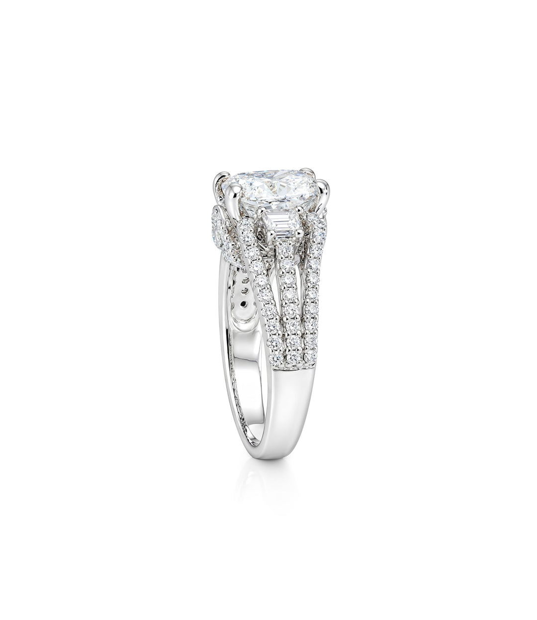 18kt White Gold Lab Grown Cushion Diamond Ring