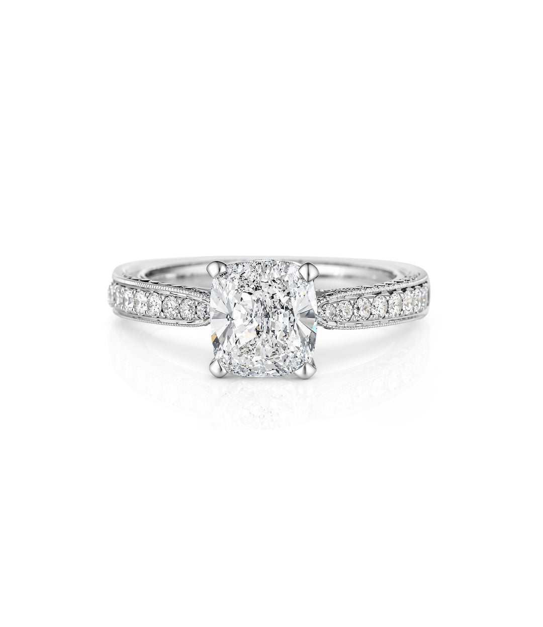 18kt White Gold Cushion Cut Diamond Ring