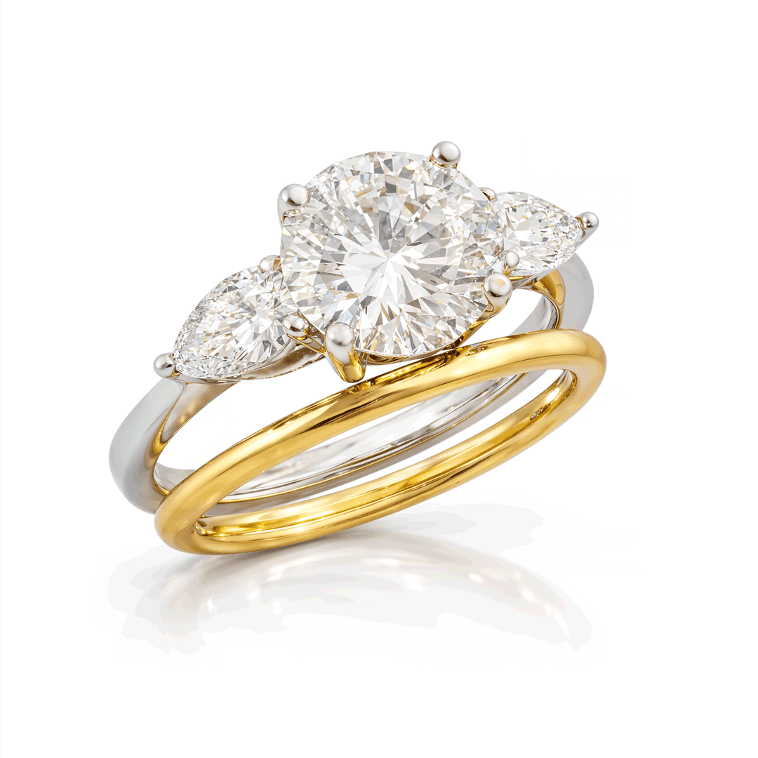 18kt White Gold Diamond Ring