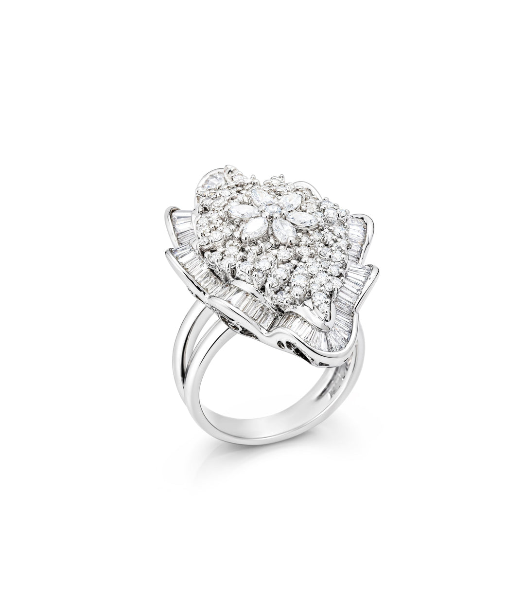 18kt White Gold Diamond Ring