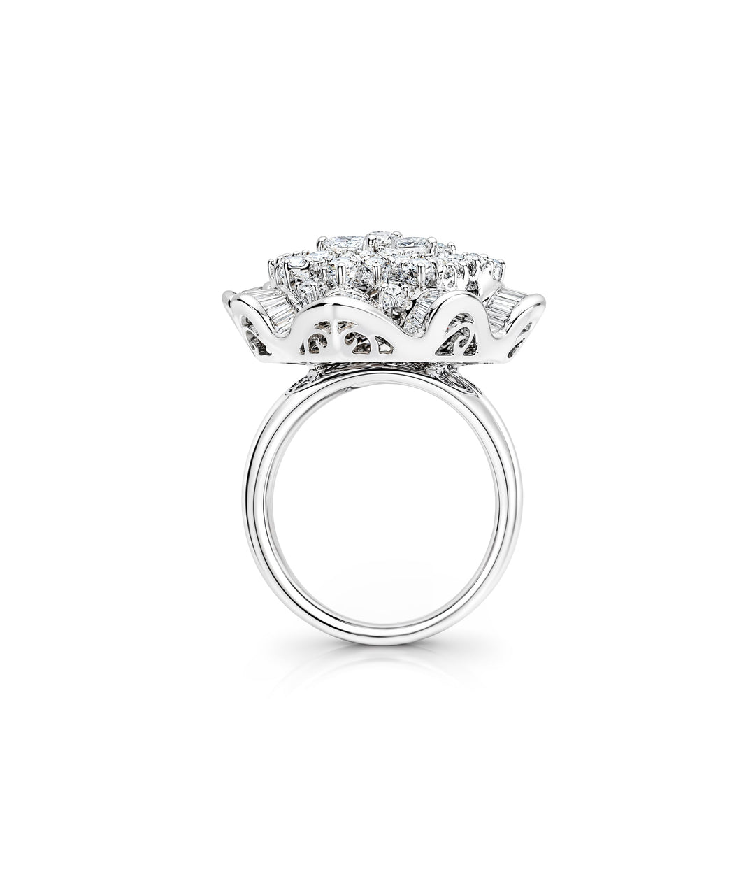 18kt White Gold Diamond Ring