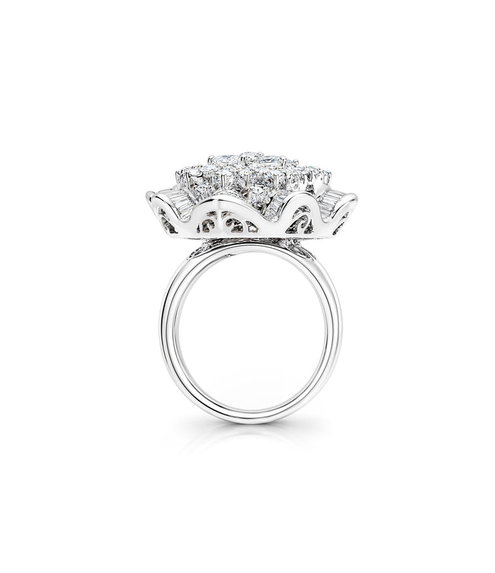 18kt White Gold Diamond Ring