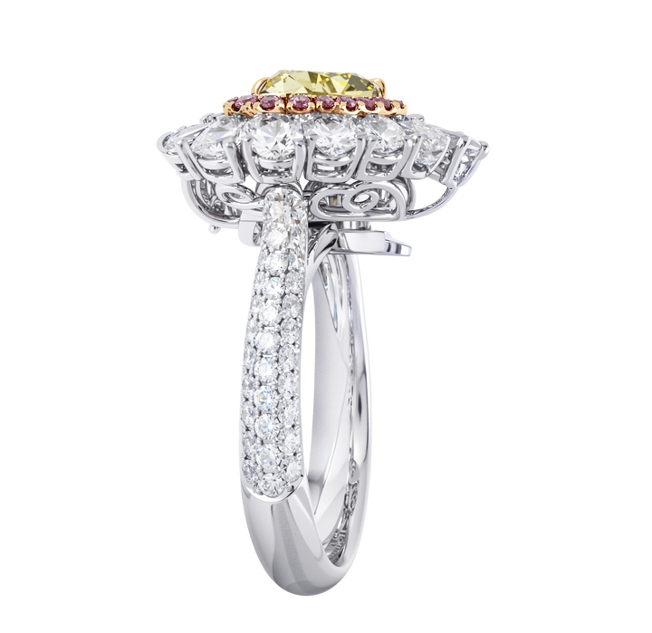 18kt White Gold Green Pink & White Diamond Ring
