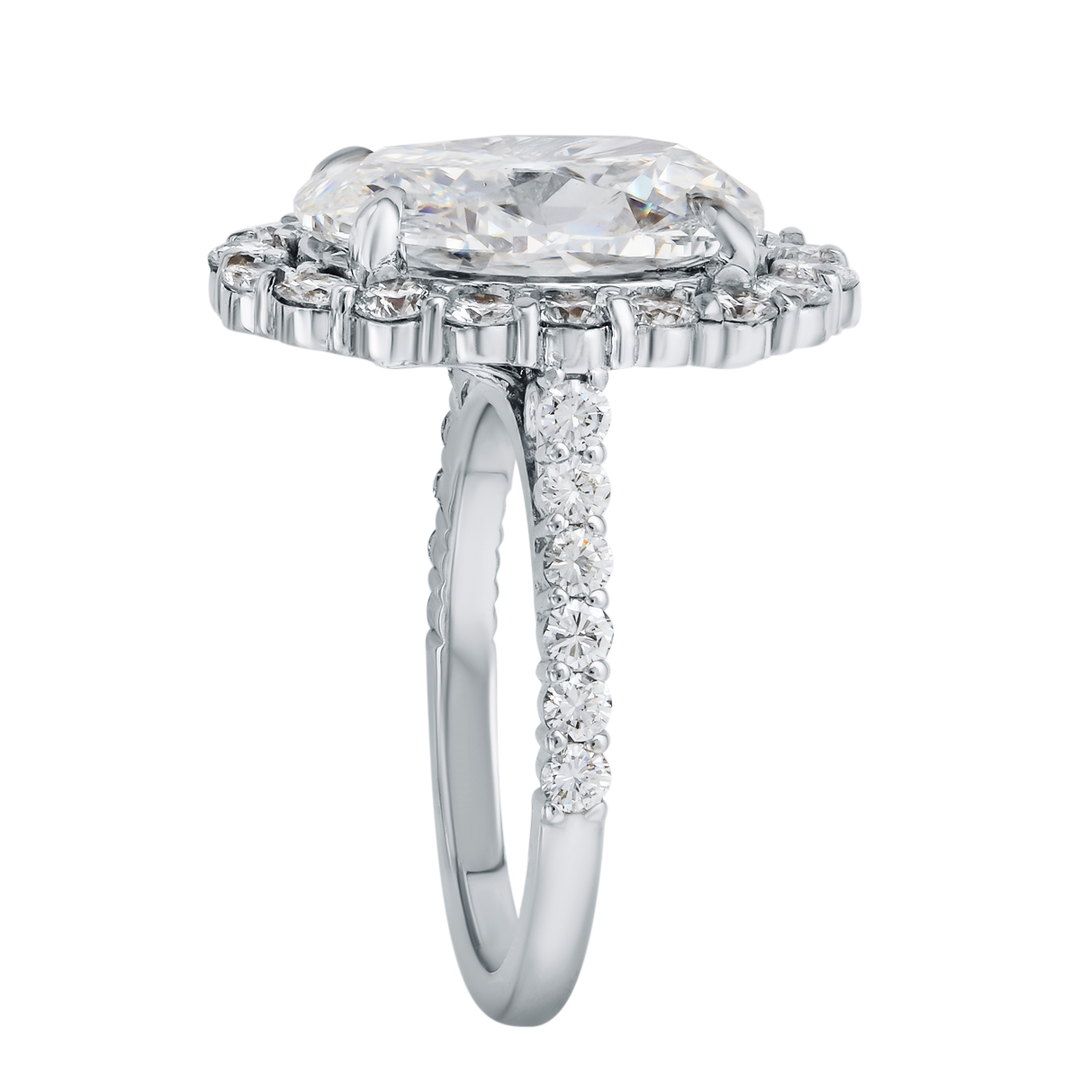 18kt White Gold Custom Made Oval Diamond Ring