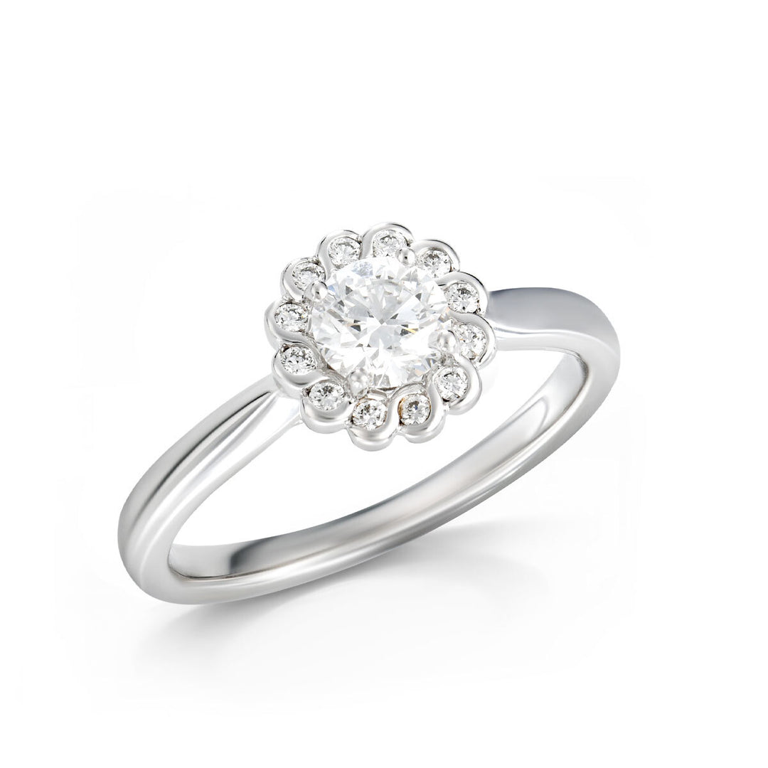 A. 18kt Maple Leaf Diamond Ring