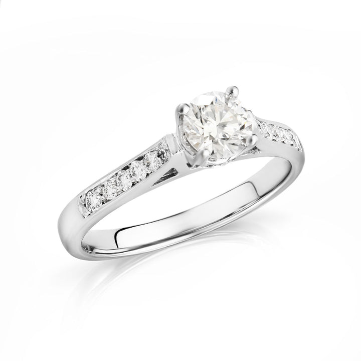 A. 18kt Maple Leaf Diamond Ring