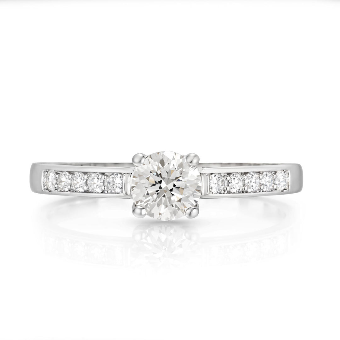 A. 18kt Maple Leaf Diamond Ring