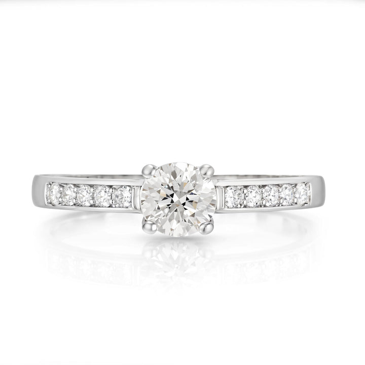 A. 18kt Maple Leaf Diamond Ring