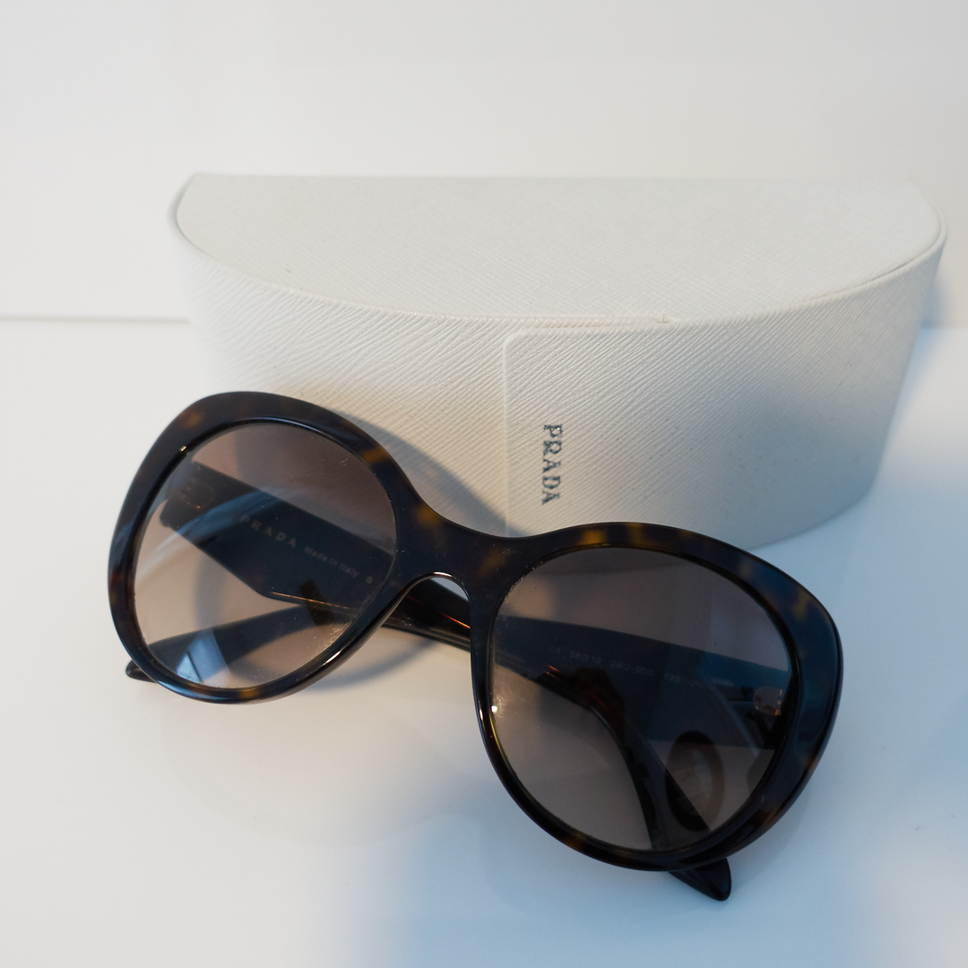 The Voice Sunglasses with Hard Case