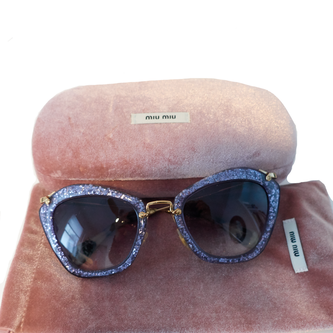 Noir Glitter Sunglasses with Hard Case