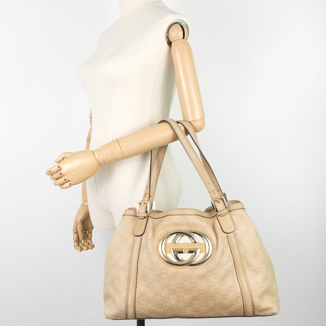 britt guccissima leather tote bag