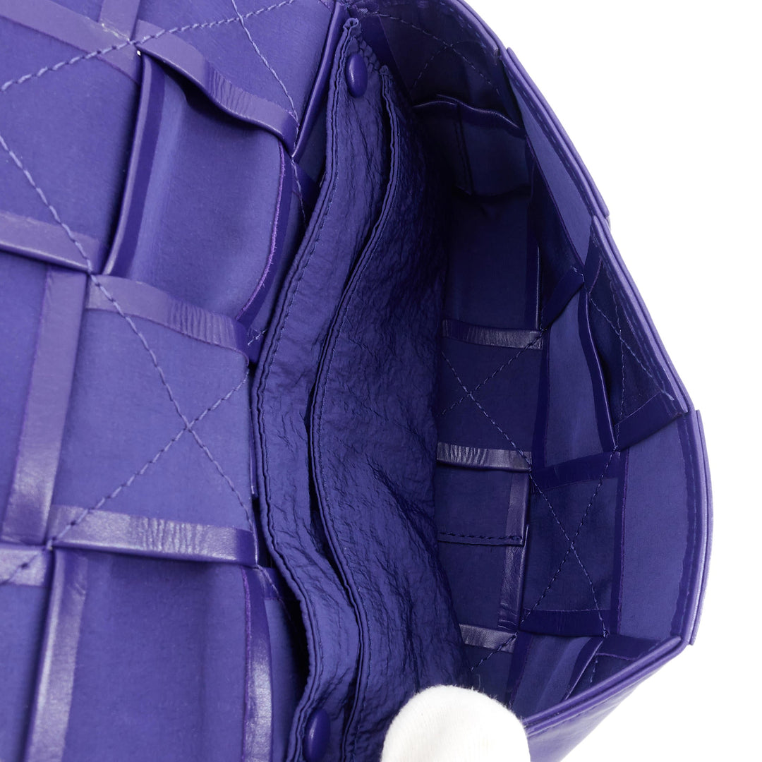 Maxi Intrecciato Leather Cassette Belt Bag