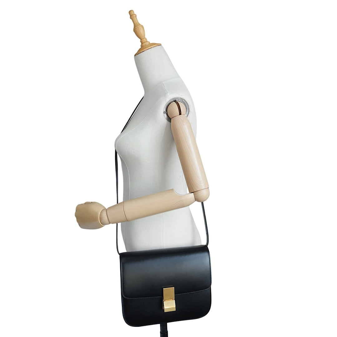 Classic Box Flap Medium Calfskin Leather Bag