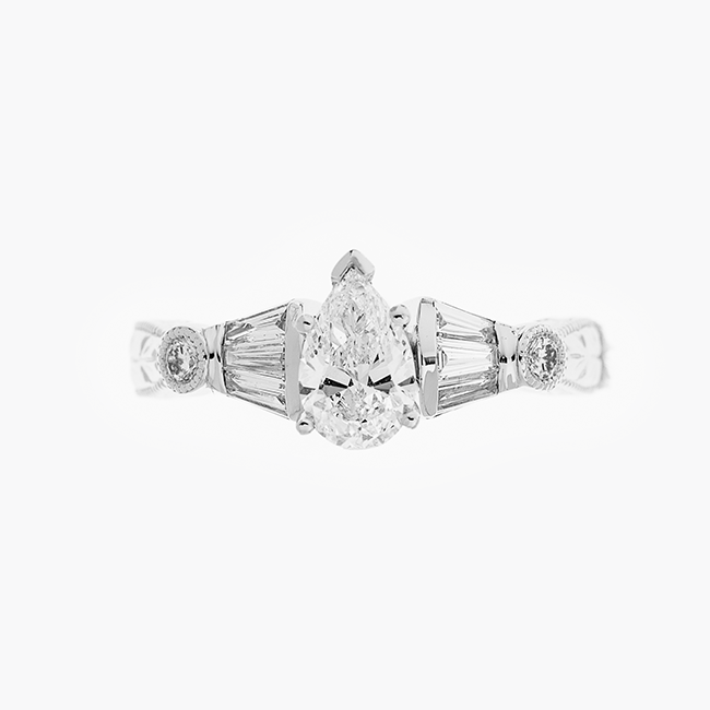 https://corsproxy.io/?url=https://www.barrysjewellers.com/media/catalog/product/6/1/61779_mar0815_copy_1.png