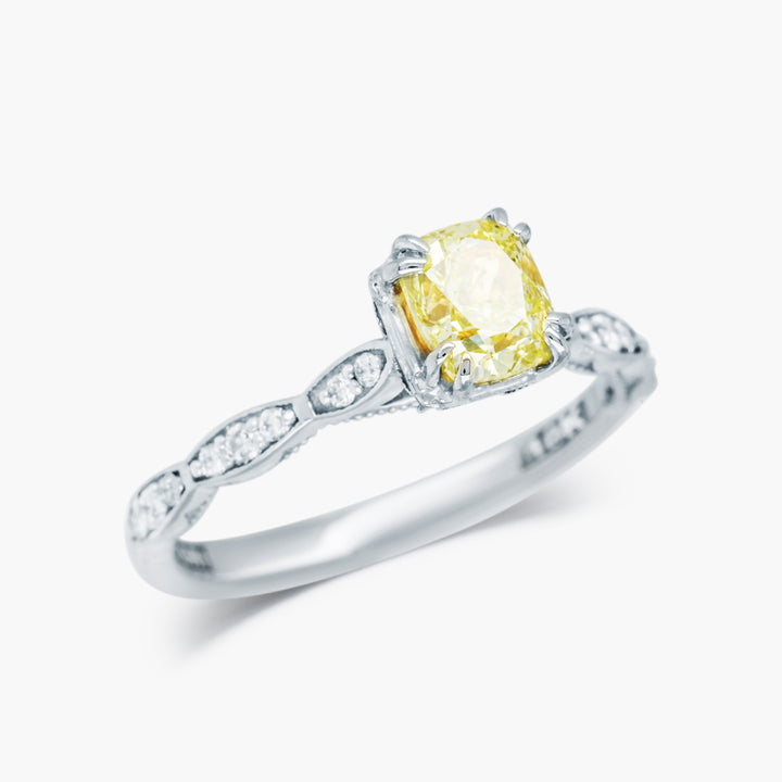 https://corsproxy.io/?url=https://www.barrysjewellers.com/media/catalog/product/9/4/94307-1_1_1.jpg
