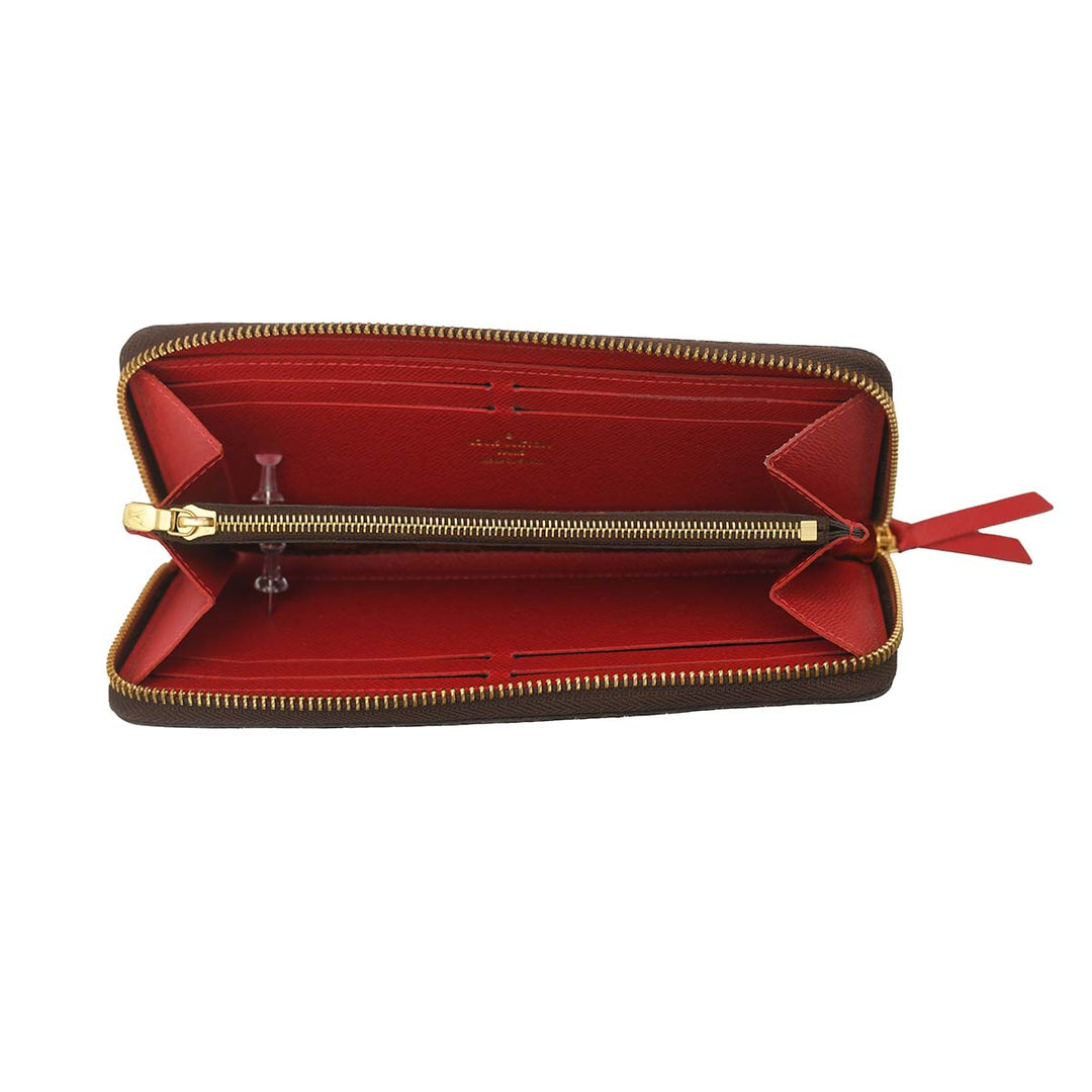 https://corsproxy.io/?url=https://www.barrysjewellers.com/media/catalog/product/5/_/5_20.jpg