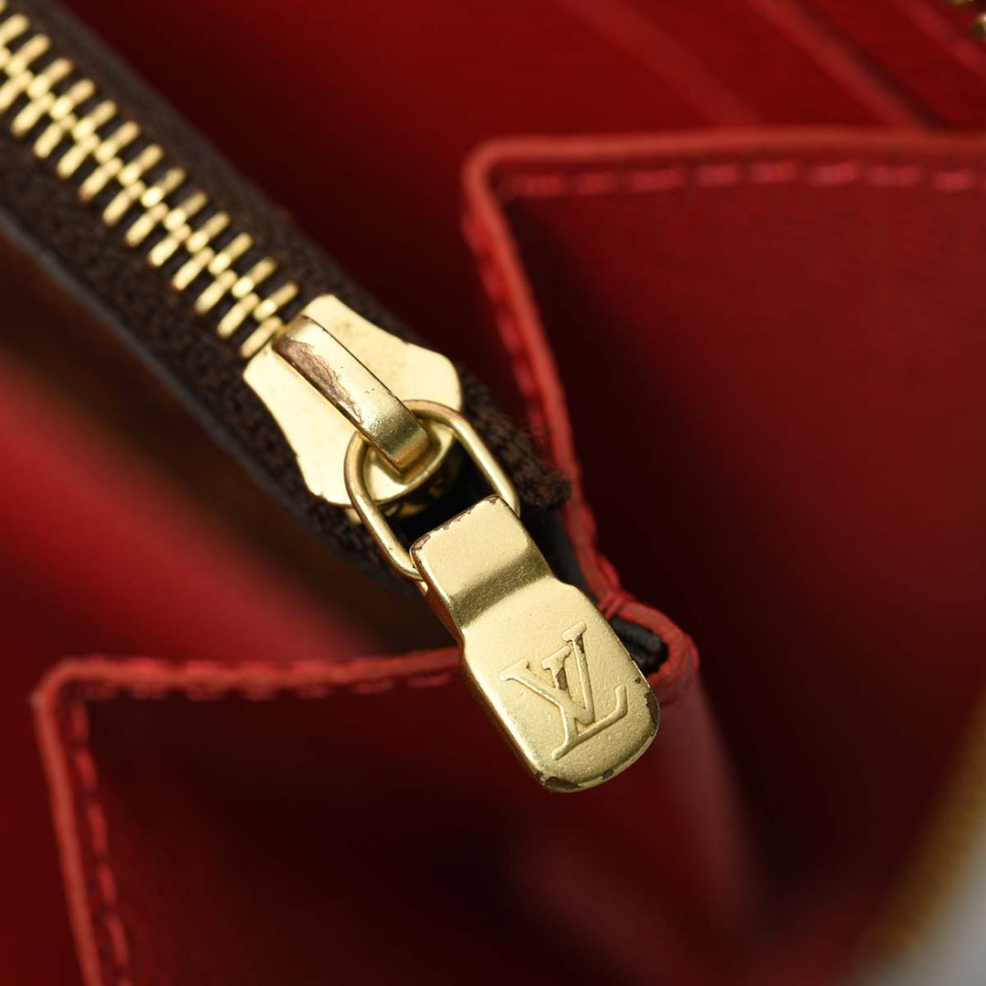 https://corsproxy.io/?url=https://www.barrysjewellers.com/media/catalog/product/7/_/7_18.jpg