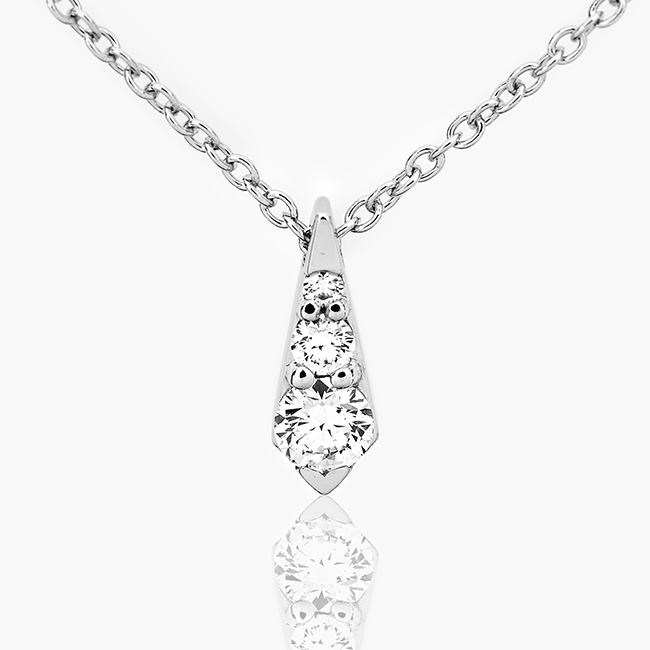 https://corsproxy.io/?url=https://www.barrysjewellers.com/media/catalog/product/8/9/89557_mar6104_copy_1.png