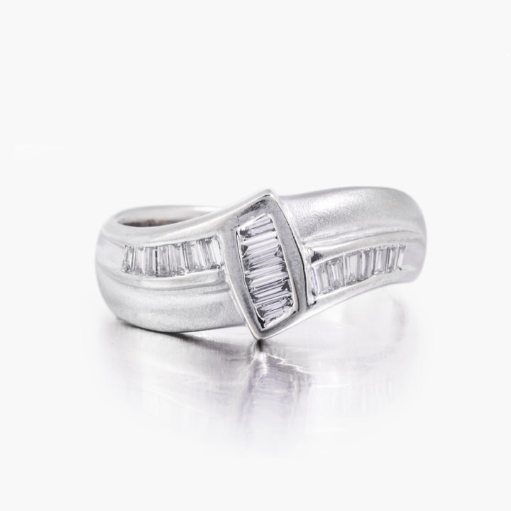 https://corsproxy.io/?url=https://www.barrysjewellers.com/media/catalog/product/7/5/75197-4_1.jpg