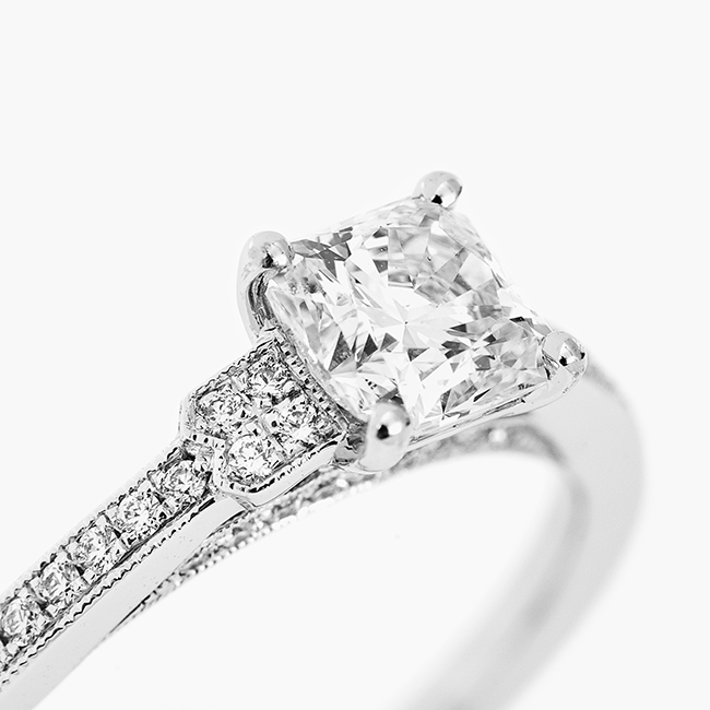 https://corsproxy.io/?url=https://www.barrysjewellers.com/media/catalog/product/8/6/86506_mar7908_copy_1.png