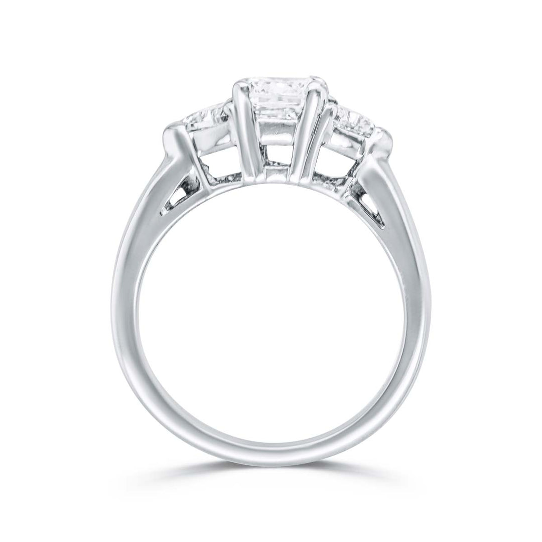 https://corsproxy.io/?url=https://www.barrysjewellers.com/media/catalog/product/7/8/78364_4.jpg