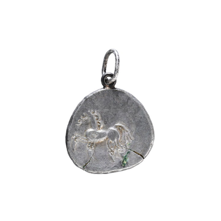 https://corsproxy.io/?url=https://www.barrysjewellers.com/media/catalog/product/c/2/c26b-2.jpg